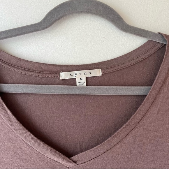 Cyrus Mauve Brown V-Neck Long Sleeve Top Medium | Soft Stretch Rayon Spandex - Picture 2 of 11